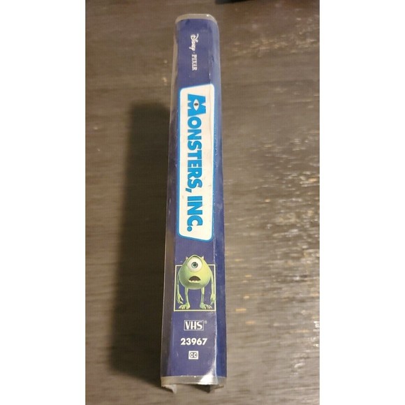 Blue VHS Disney/Pixar Monsters INC - Picture 3 of 5